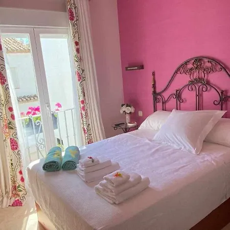 Daire Duplex Vistas Al Mar, Piscina, Jacuzzi Y Playa. Estepona