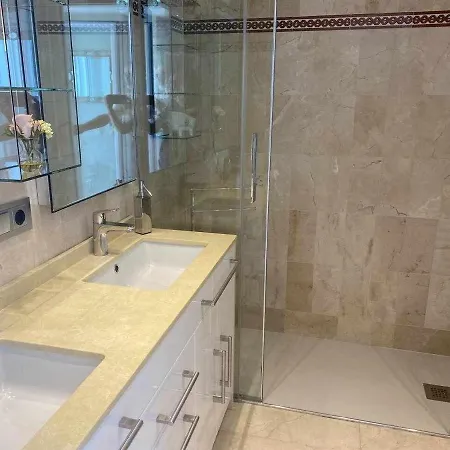 Duplex Vistas Al Mar, Piscina, Jacuzzi Y Playa. * Estepona